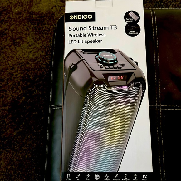 Indingo sound stream speakerwith remote very loud like new no returns